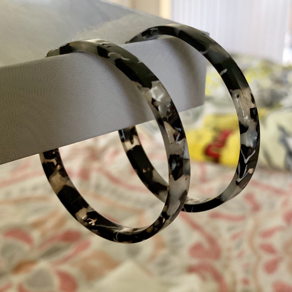 Pappagallo Black White Earrings NWOT - Picture 2 of 4